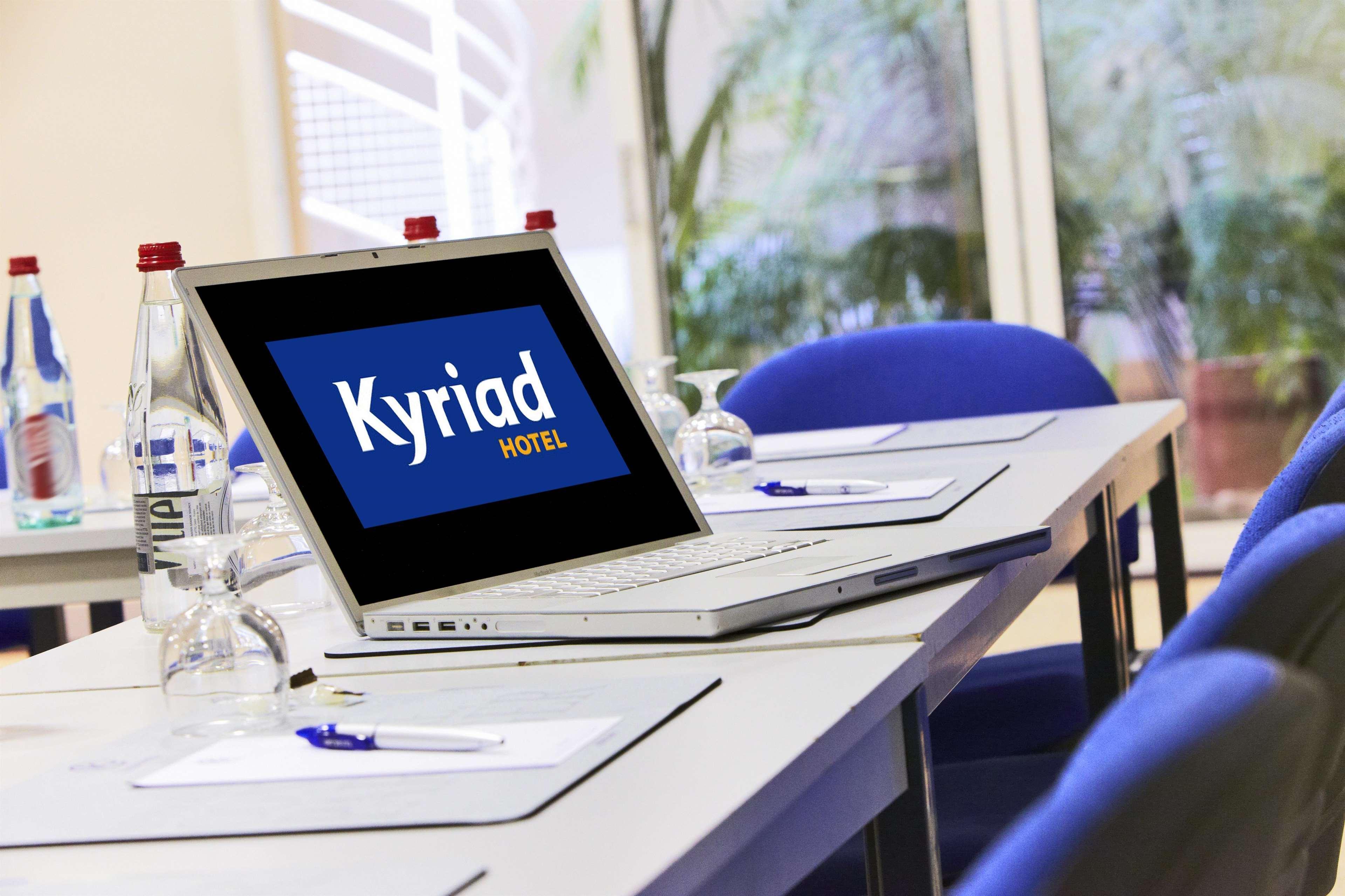 Kyriad Hotel Tours Centre Bagian luar foto